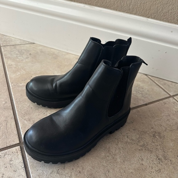Shoes - Black Leather Ankle Boots